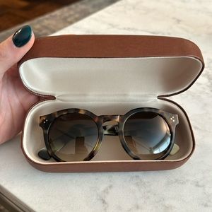 illesteva leonard II sunglasses in perfect condition in tortoise